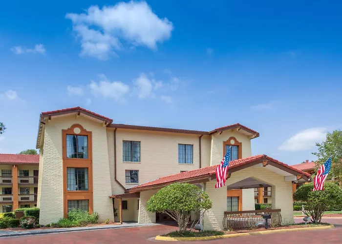 Hotel near College: Knights Inn - Lithonia