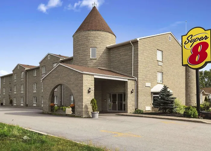 Beach hotel: Super 8 By Wyndham North Bay