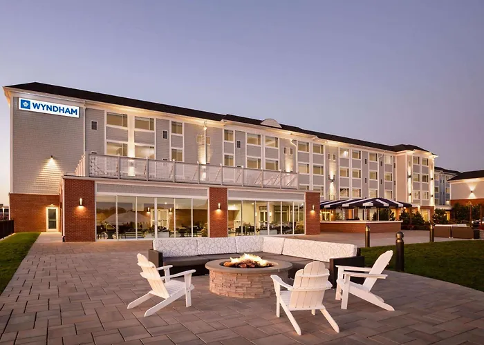 Wyndham Newport