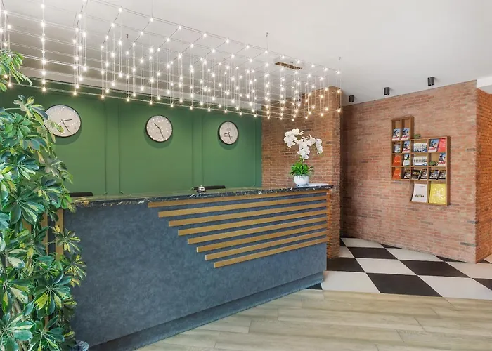 Family Hotel: Hotel Old Wall