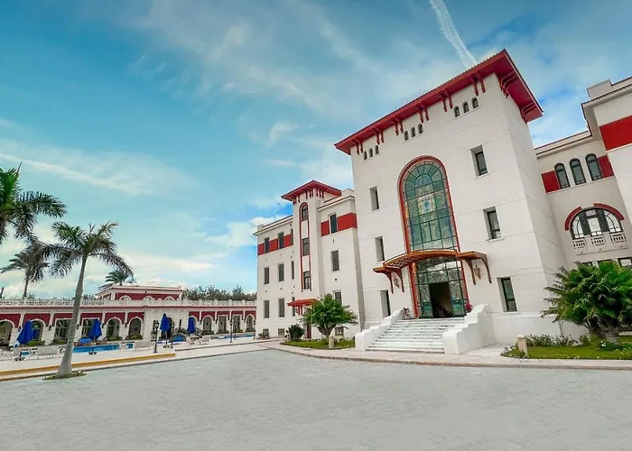 Luxury hotel only: Helnan Palace Hotel - Montaza Royal Gardens Alexandria , Adults Only