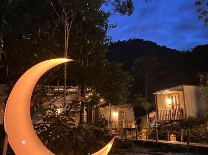 Hotel with view: Kireina Genting Villa