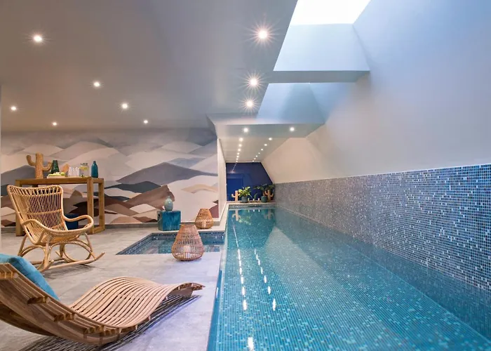 Hôtel accueillant les animaux: Hotel Parister Piscine & Spa