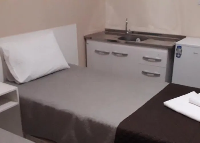  Bh Expo Suites & Kitnetes