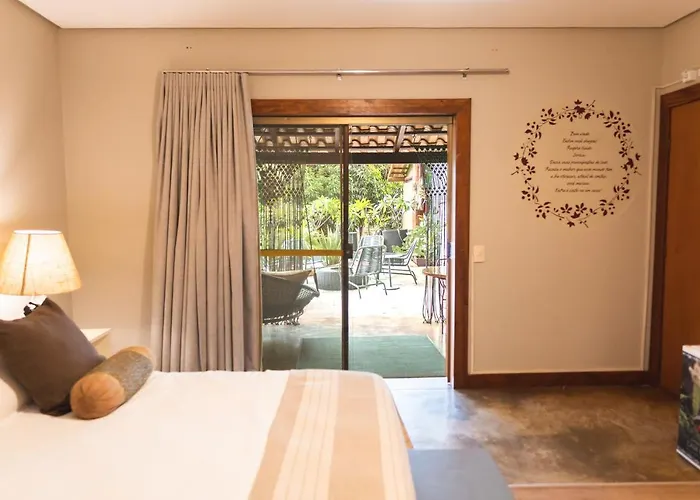 Hotel com piscina: Casa da Lua Pousada