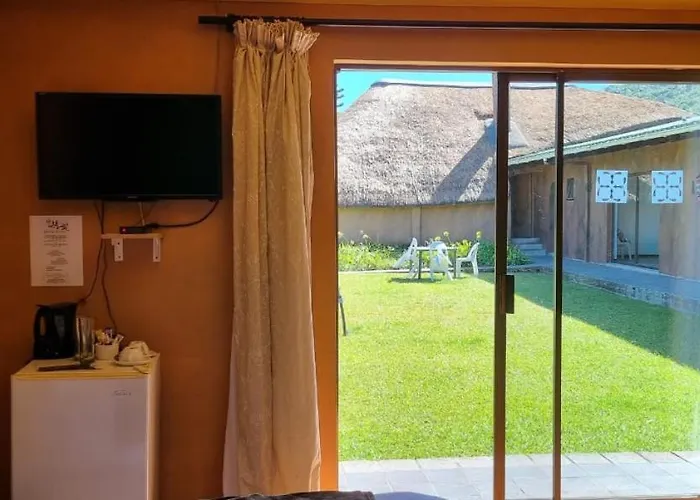 B&B only: Thornycroft Lodge