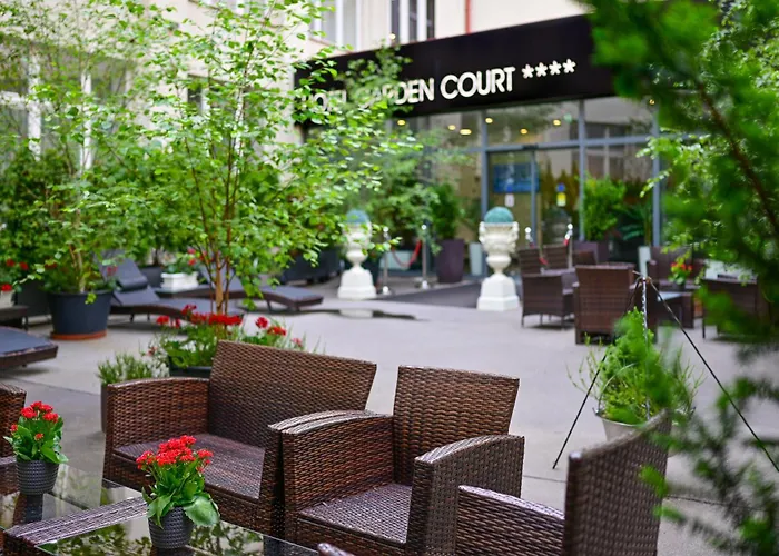 Garden Court