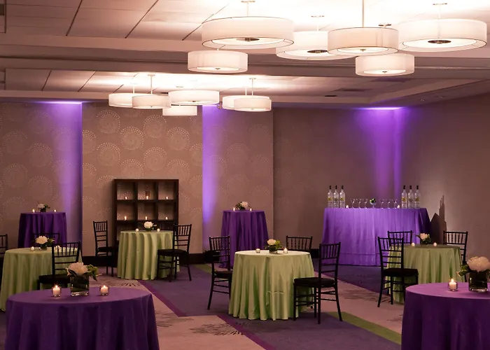 Hotels with pool Hyatt Regency Rochester