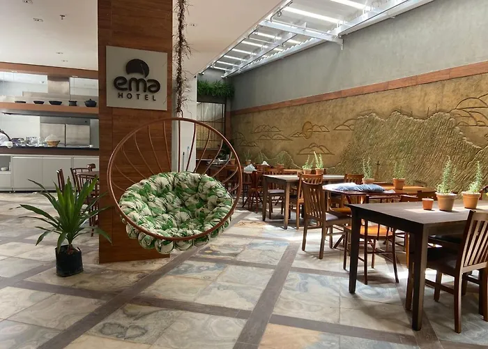 Ema Hotel