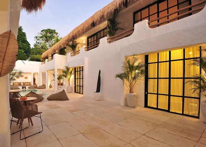 4 star hotel: Amara Uluwatu