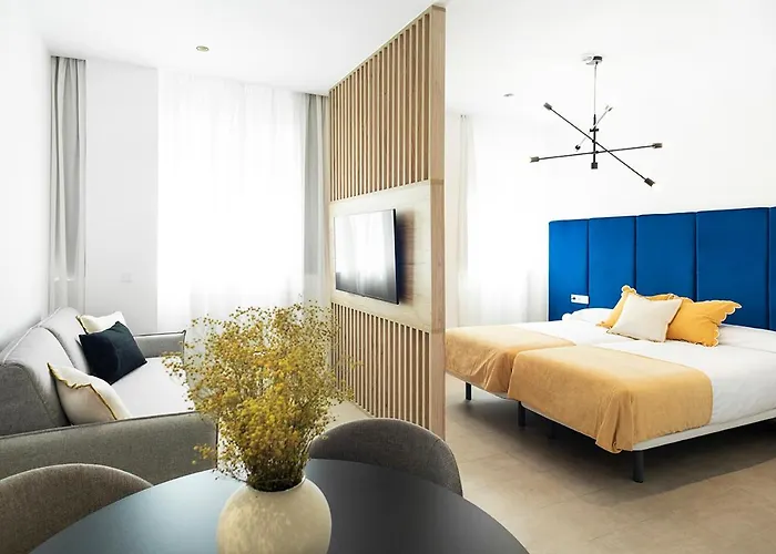 Hôtel pour familles: Blanq Marina Suites