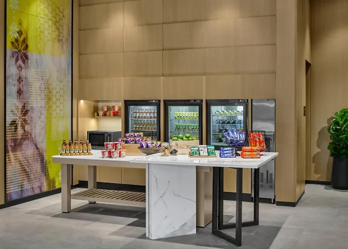 Hyatt Place Paradigm Mall