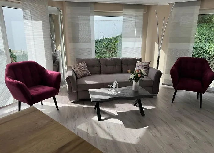 Cheap hotels Cityhotel Kaiser Karl Aachen
