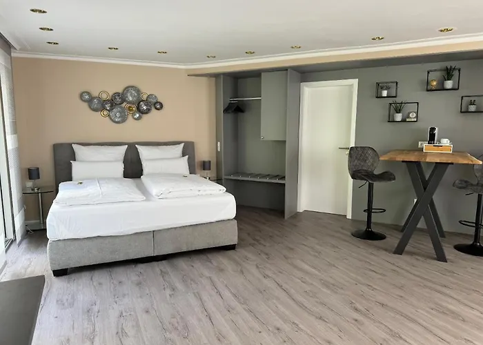 Cheap hotels Cityhotel Kaiser Karl Aachen