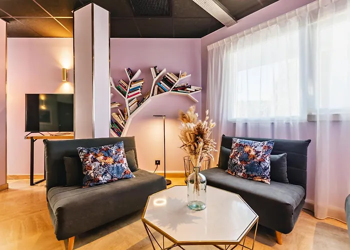 Resort: The Originals City, Hôtel Éclipse, Lyon Est (Inter-Hotel)