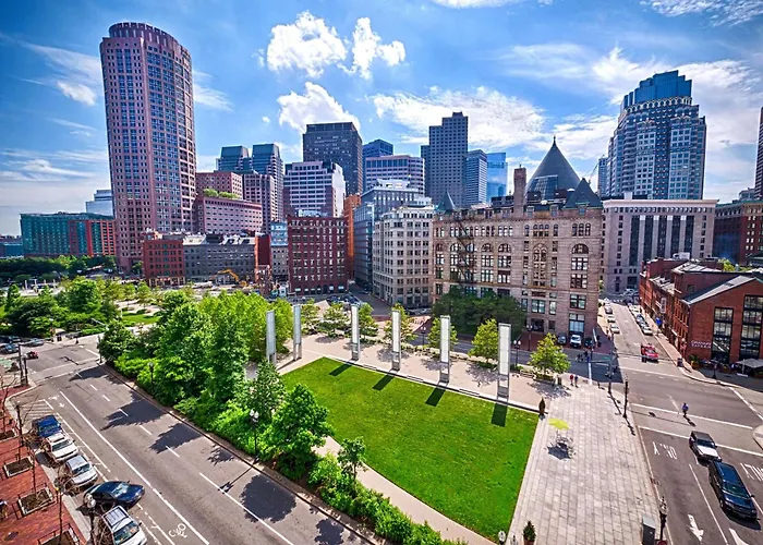 Hyatt Place Boston/Seaport District