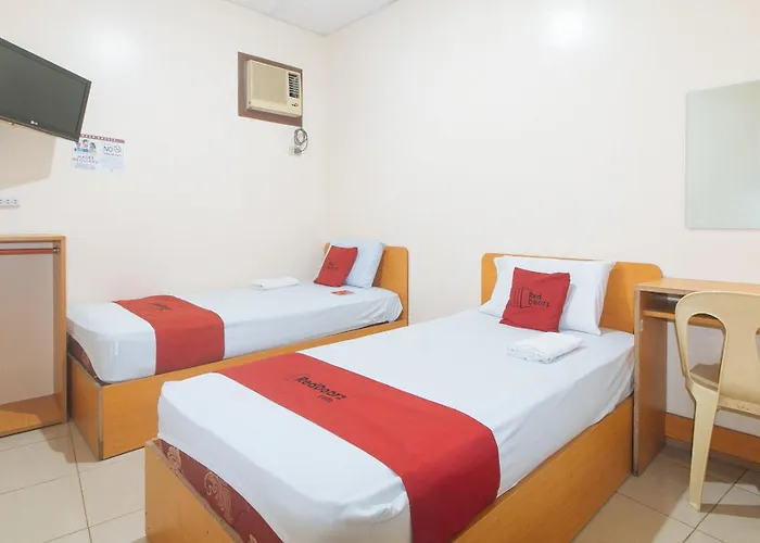 Family Hotel: Reddoorz @ Asiana Pension Inn Mandaue City