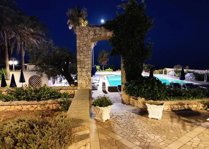 Hotel con piscina: Pescoluse Picchio Hotel