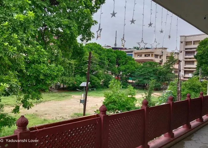 Aditya Inn