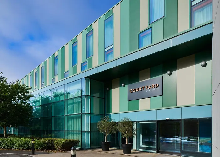 Hotels With Four Stars Courtyard By Marriott London Gatwick Airport