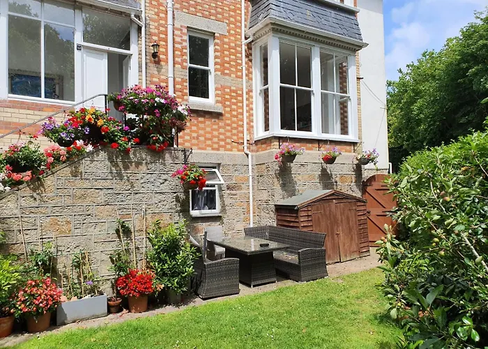 4 star hotel: Holbein House
