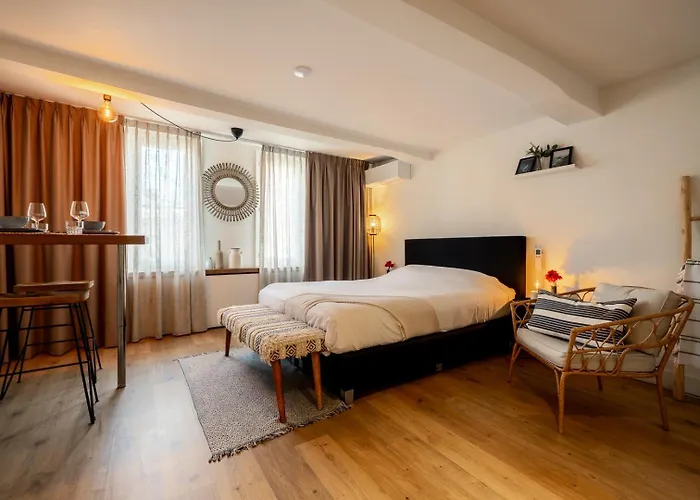  Madrid Suites