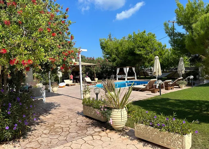 Iguana Villa