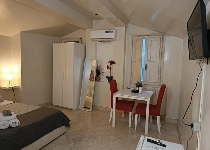Navona Private Rooms