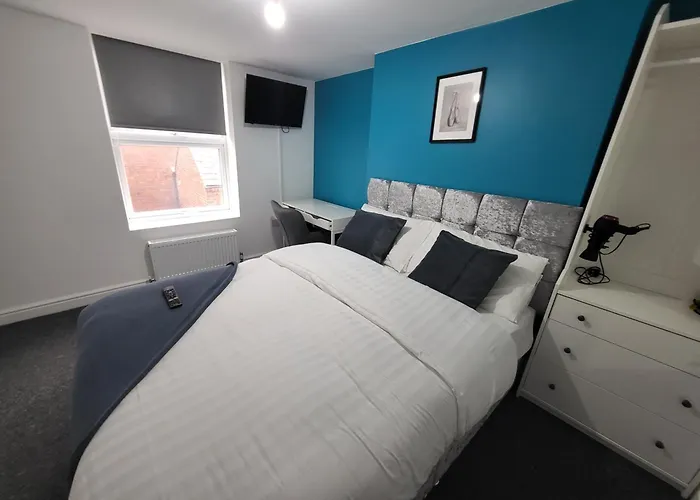 Airport Hotel: Affordable Comfort On Alfreton Road - Ideal For Savvy Travelers