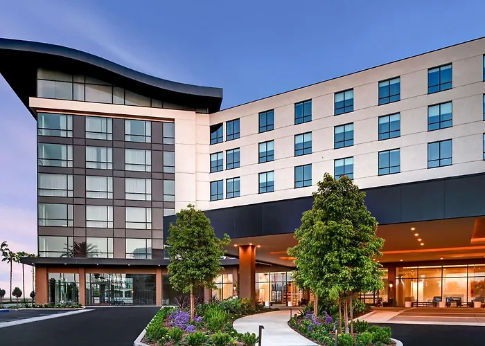 Hilton Garden Inn Anaheim Resort