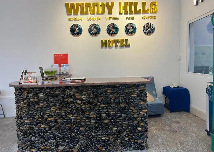 Cheap hotels Windy Hills