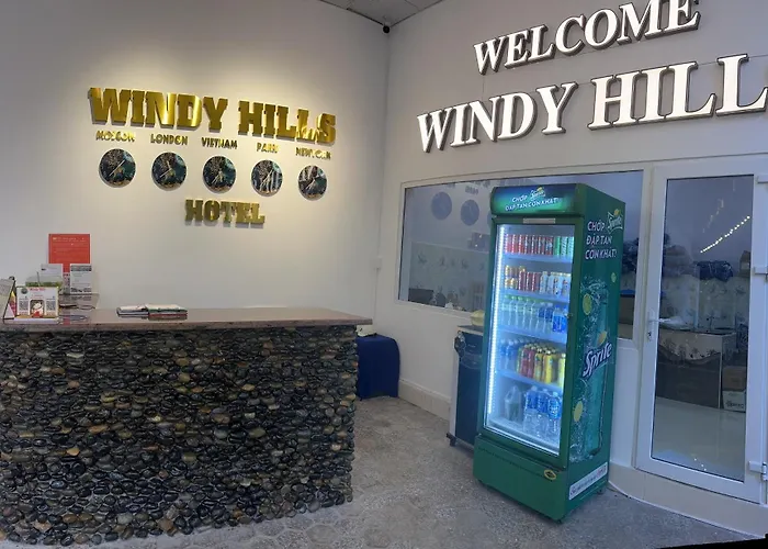 Cheap hotels Windy Hills