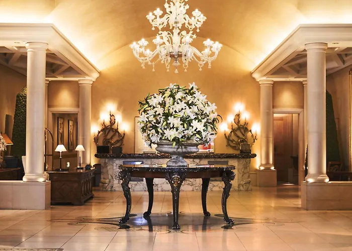 In Luxury hotels Hankyu International