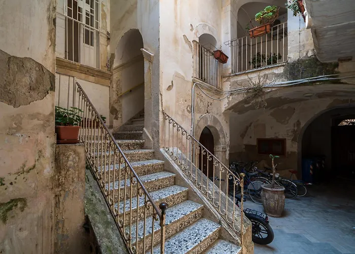 HOTIDAY Ortigia Opera
