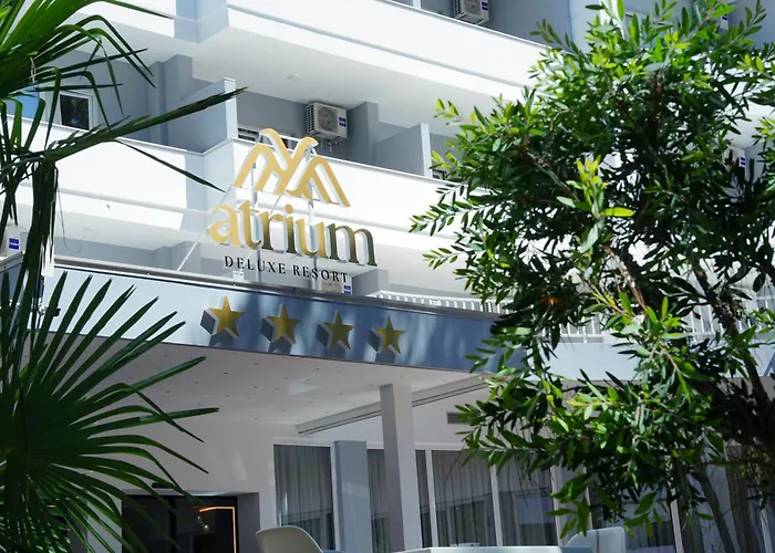Beach hotel: Atrium Deluxe Resort