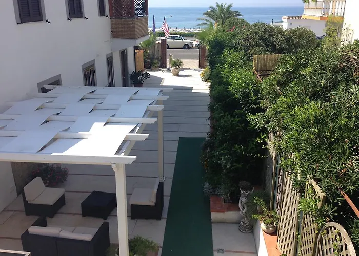 Hotel con vista: Hotel La Rosetta Scauri