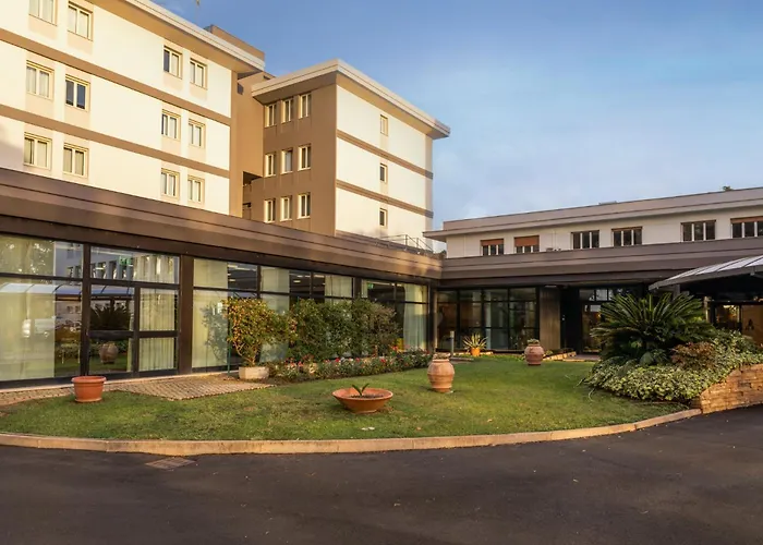 Hotel con piscina: Belstay Roma Aurelia