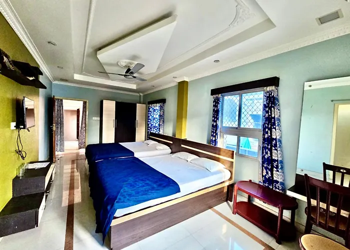 Central hotel: Bobby Premium Residency 350M From Jagannath Temple