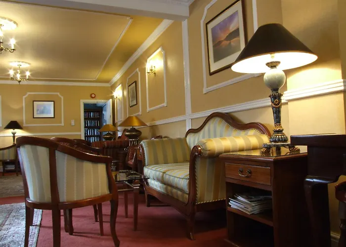 Romantic hotels Ely House