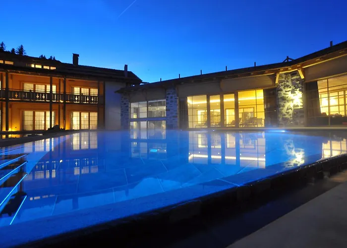 Hotel Ping Pong: Dolomites Living Hotel Tirler