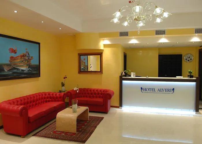 Hotel Alveri