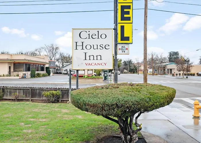 Cielo House Inn -