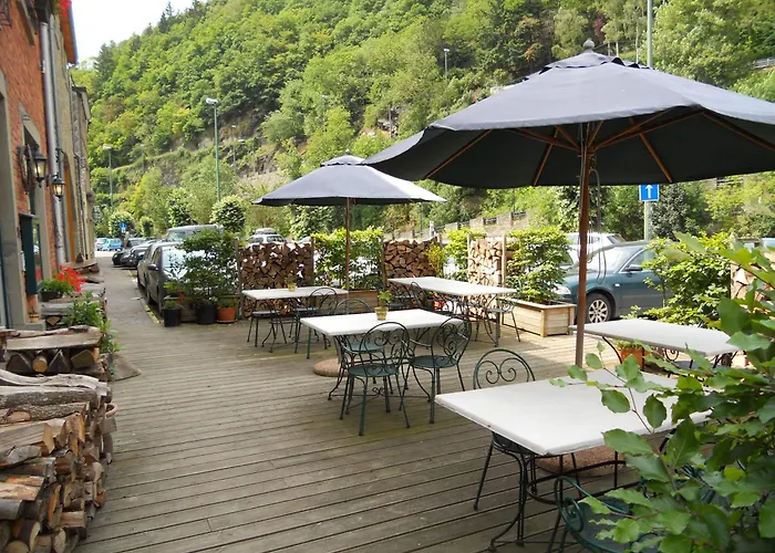 Hotel Beau Rivage And Restaurant Koulic