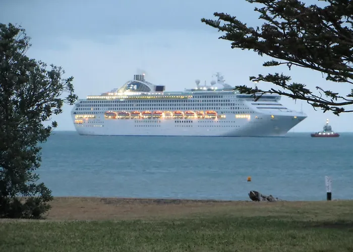 Family resorts Harbour View On Ahuriri Beach In Napier Nz With Sea View Suites