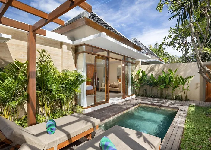 Luxury hotel only: Tonys Villas & Resort Seminyak - Bali