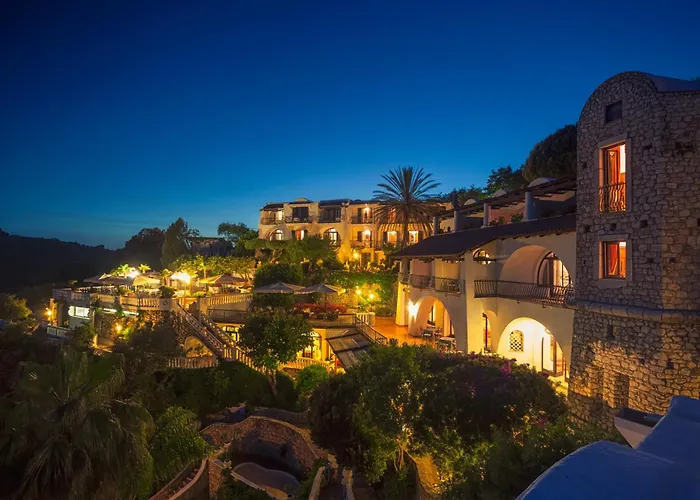 Hotel Jacuzzi: Grand Hotel Le Rocce