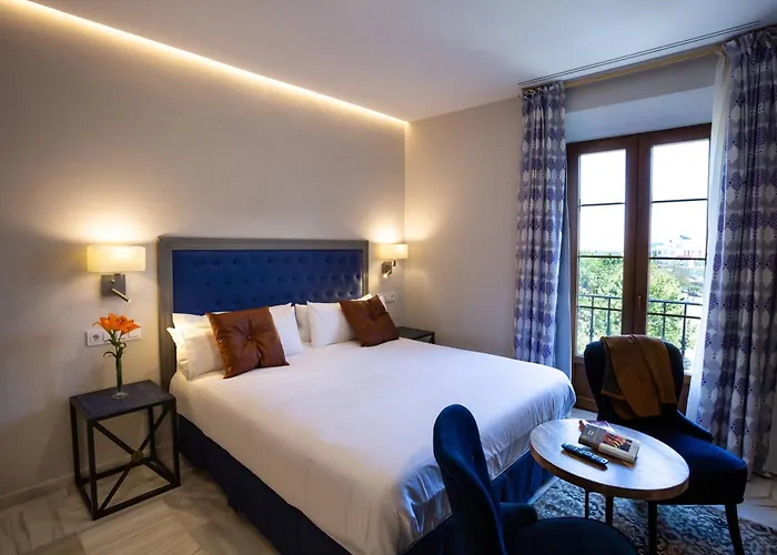 Plazuela del Carbón Suites