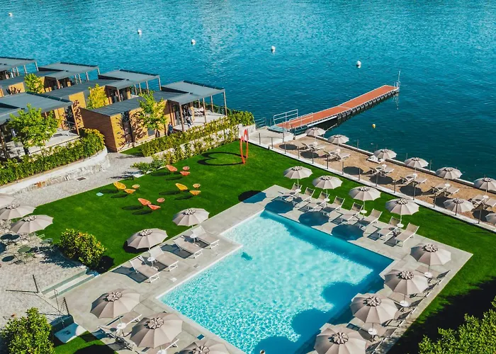Maggiore Bay