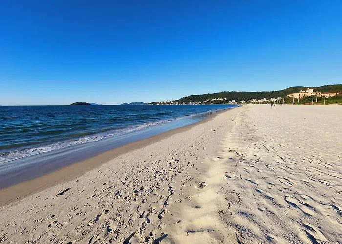 Jurere Beach Village