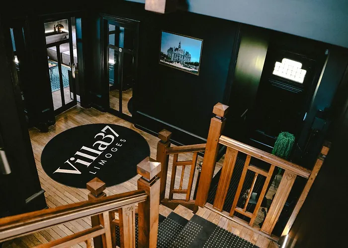  Villa37